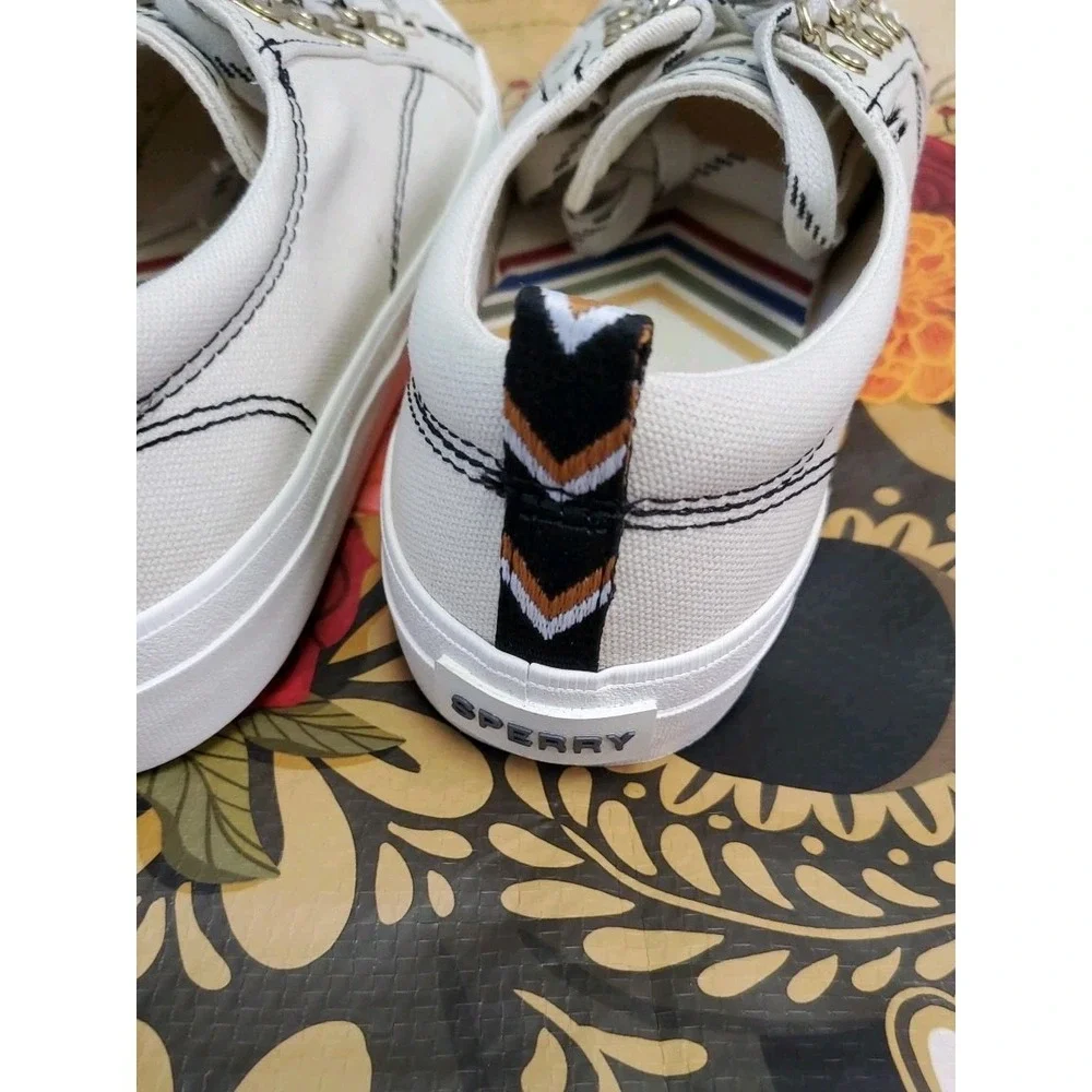 Sperry Crest Vibe Womens‎ Off White Sneakers Casual Shoes Size 6 Wide STS89589